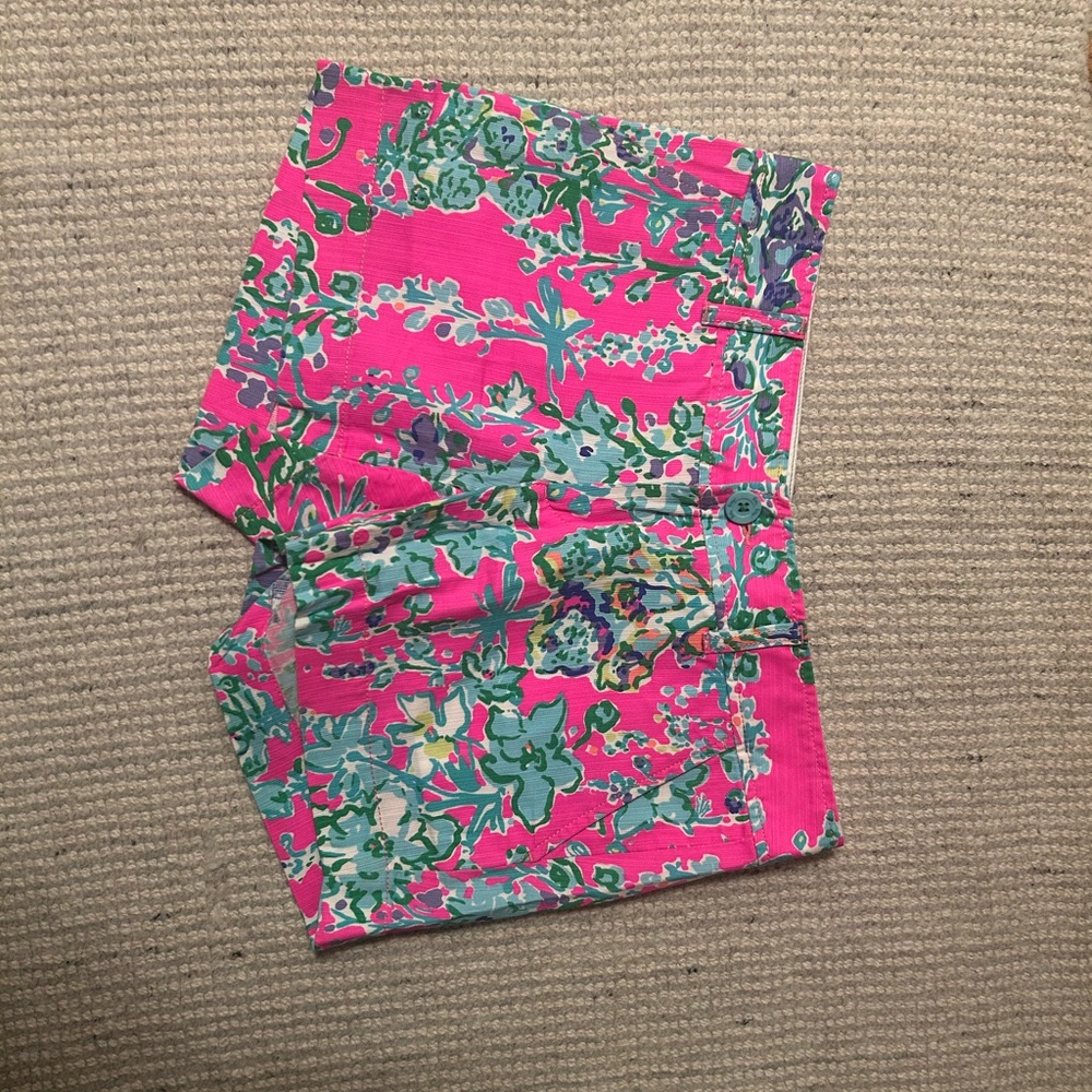 Vibrant Floral Pink Shorts Lilly Pulitzer